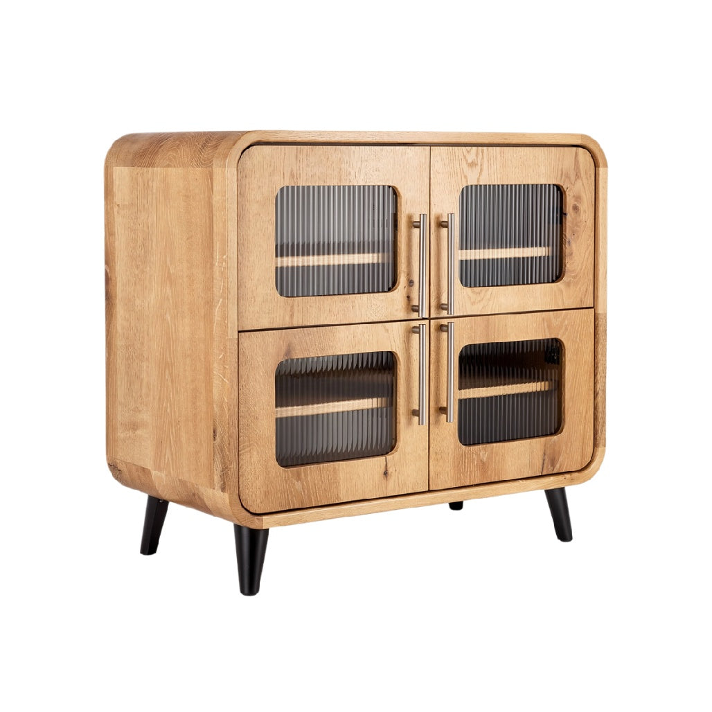 Technische titel: "Modern Houten Dressoir met Glazen Kasten en Zwarte Poten"